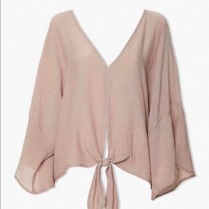 New blouse whit tags perfect for summer